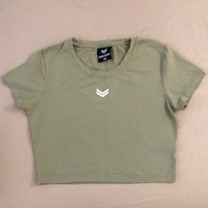 Gains Addict Inspire crop tee